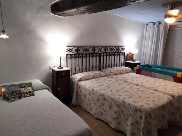 Hostal Los Aromas Villena Kültér fotó